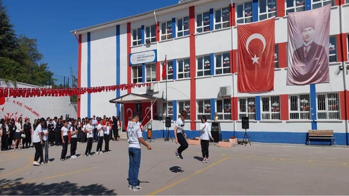 19 Mayıs Atatürk'ü Anma Gençlik ve Spor Bayramımızı Coşku ile Kutladık